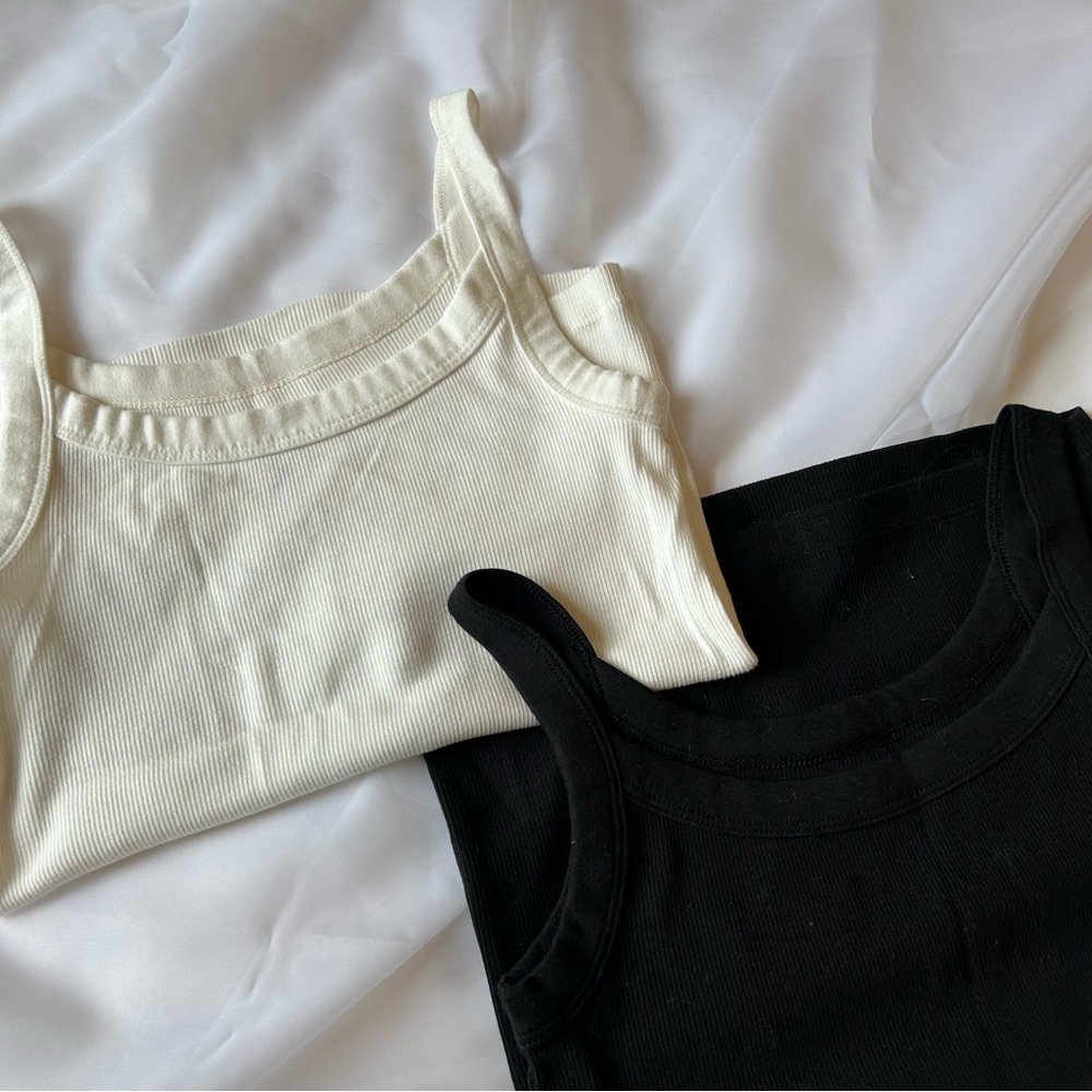 GAP 2 Pack Ribbed Tanks - Picture 2 of 3